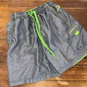 Speedo Gray and Green Men's swim Shorts small